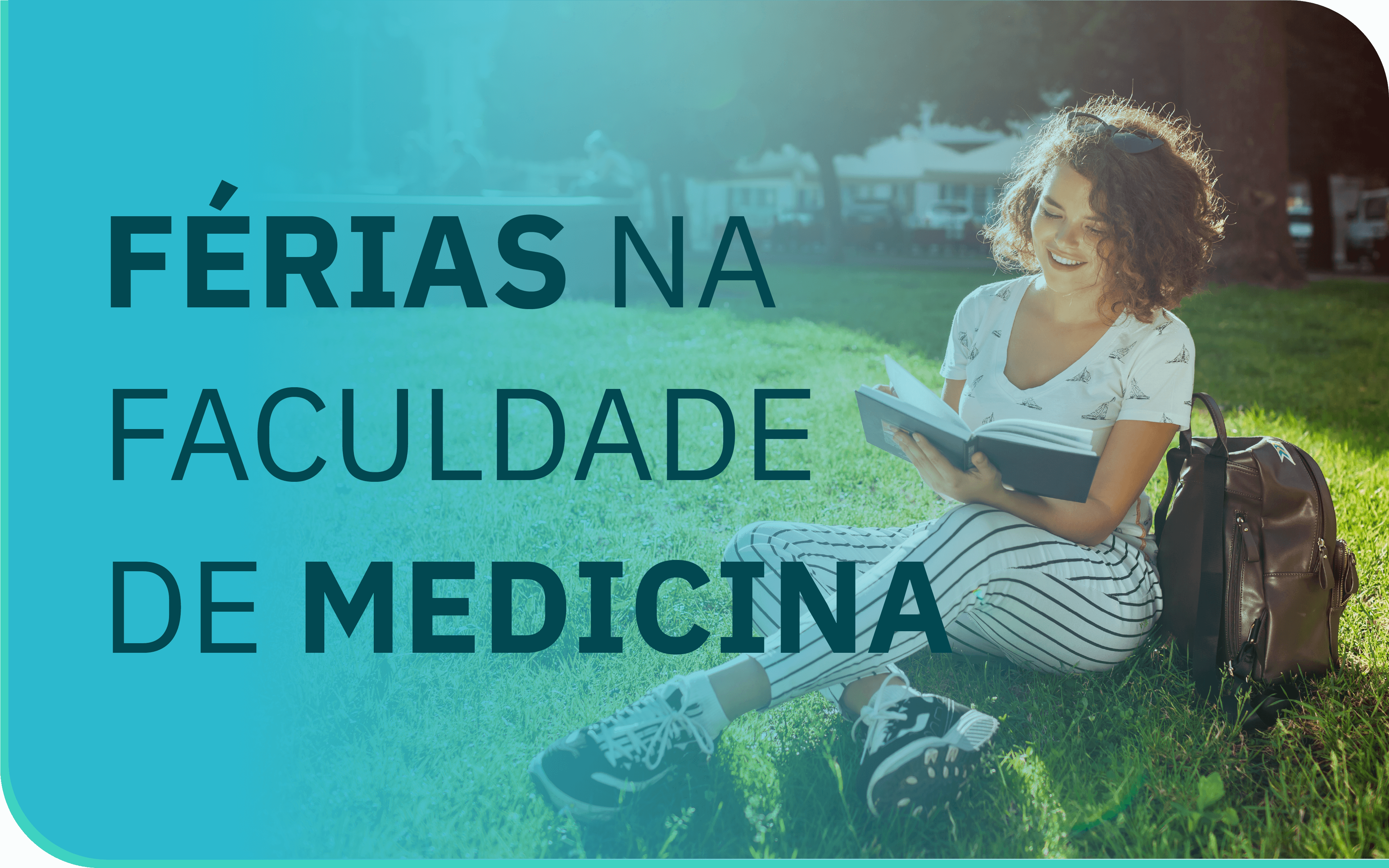 Médica de férias sentada na grama lendo um livro